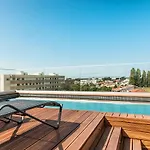 Oporto Airport & Business