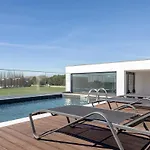 Hotel Oporto Airport & Business 4*