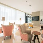 Oporto Airport & Business 4* Maía