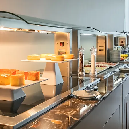 Hotel Oporto Airport & Business Maía