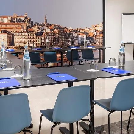 Oporto Airport & Business 4*