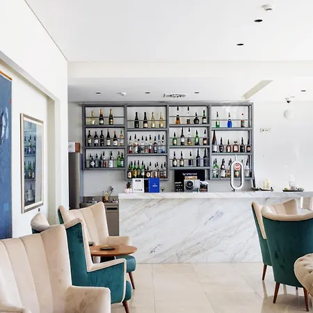 Oporto Airport & Business Hotel Maia (Porto)