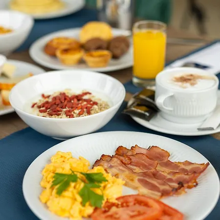 Hotel Oporto Airport & Business