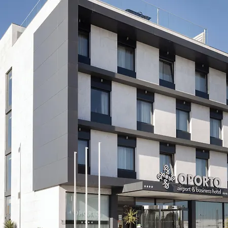 Hotel Oporto Airport & Business Maía