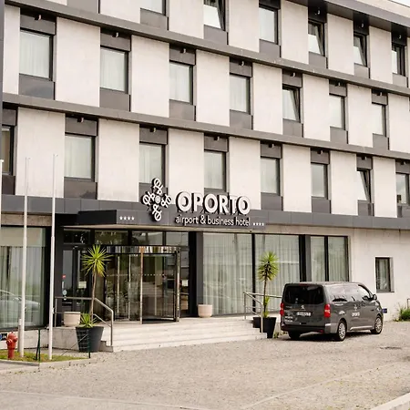 Oporto Airport & Business 4*