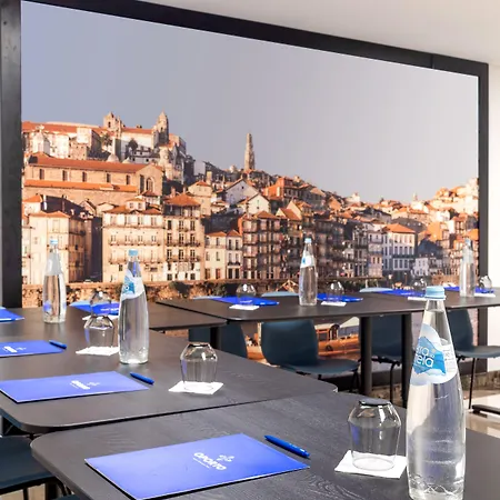 Hotel Oporto Airport & Business