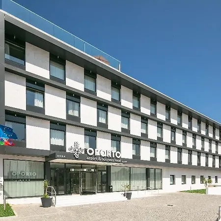 Oporto Airport & Business 4*
