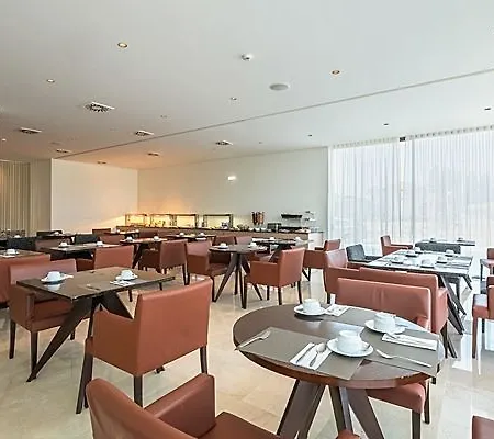 Oporto Airport & Business Hotel