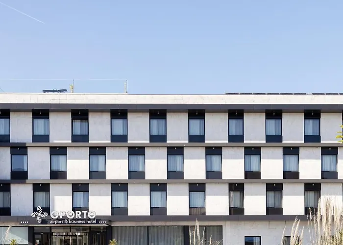 Oporto Airport & Business Hotel