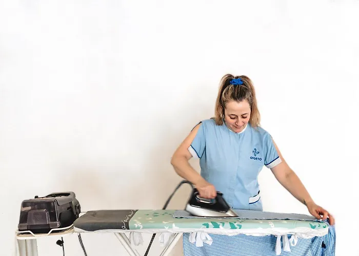 Oporto Airport & Business