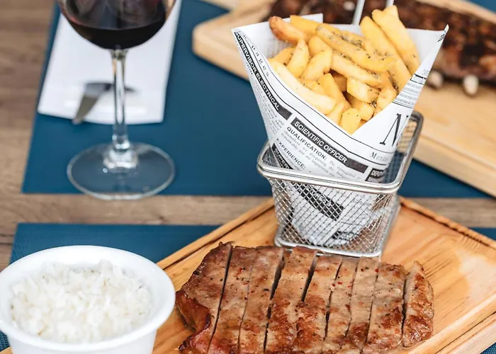 Oporto Airport & Business Hotel 4*