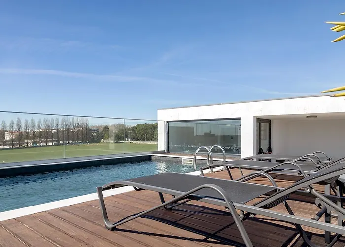 Hotel Oporto Airport & Business 4*