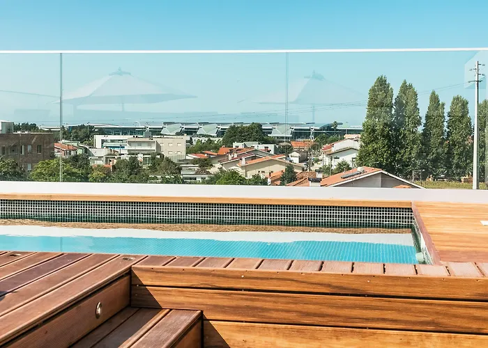 Oporto Airport & Business Hotel 4*