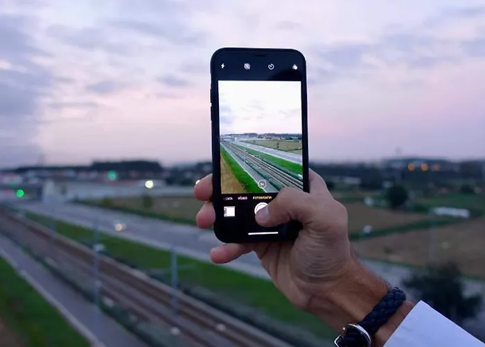 Oporto Airport & Business