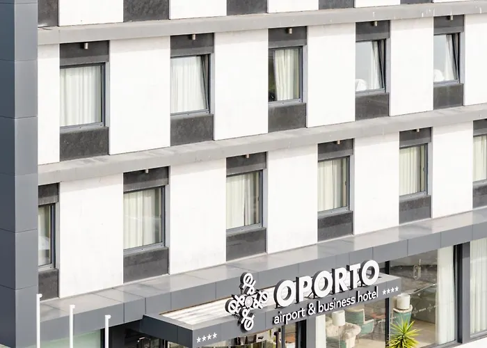 Oporto Airport & Business 4* Maía