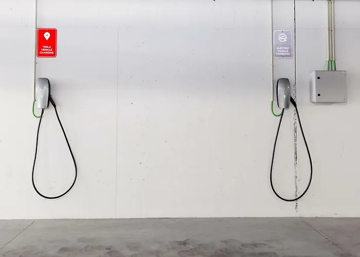 Oporto Airport & Business Hotel